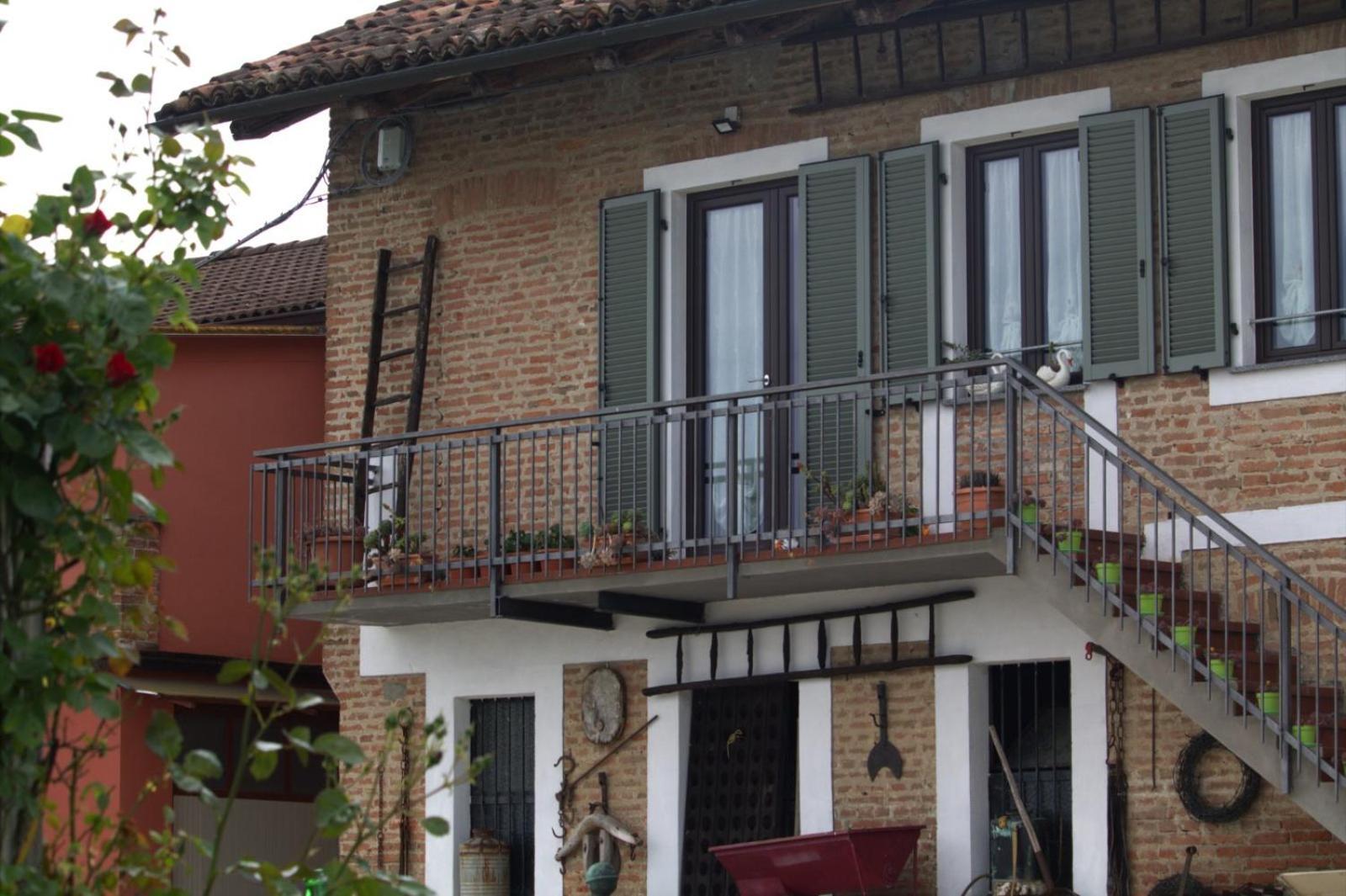 I Quattro Grappoli Bed & Breakfast Neive Exterior photo